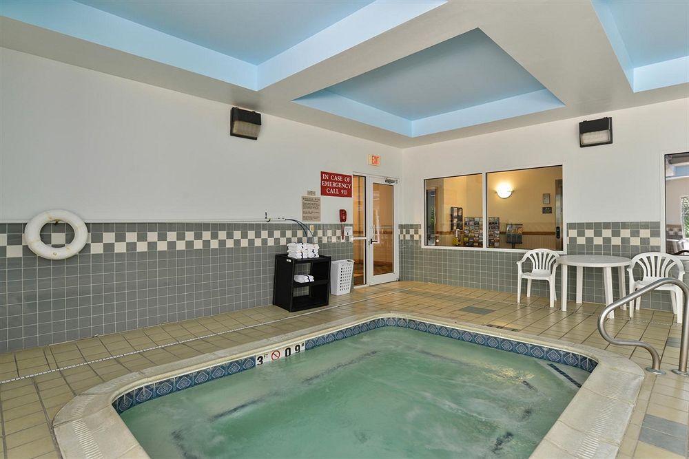 Blisspoint Inn & Suites Marion Kültér fotó